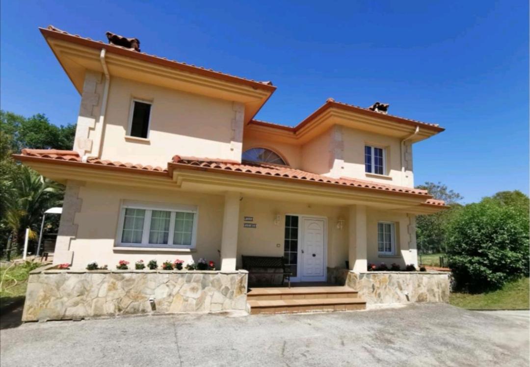 Villa Santa Ana Laredo Exterior foto